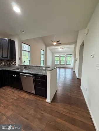 $3,550 | 122 East General Grey Court, Newark, DE 19702