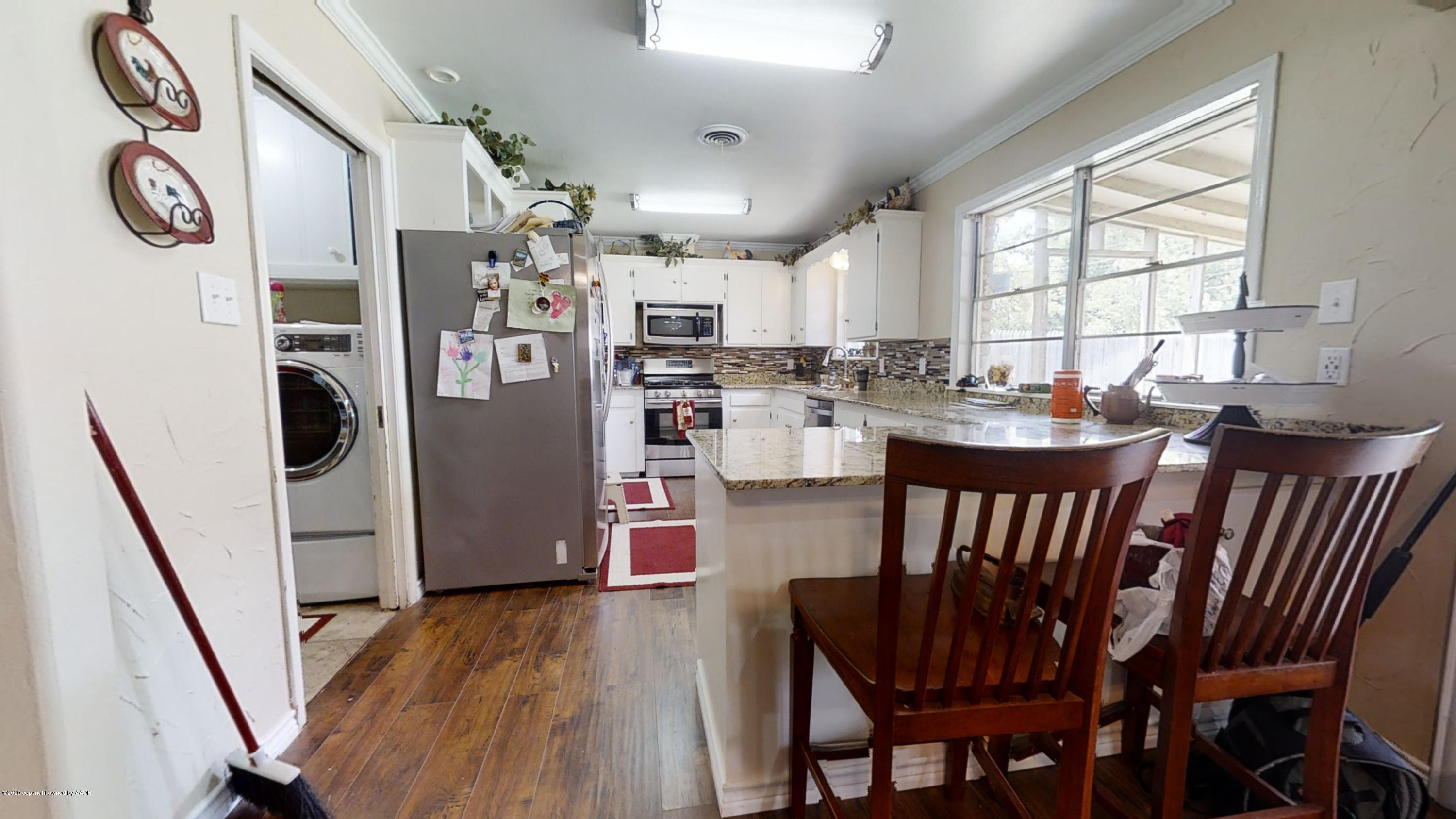 6104 Calumet Road Amarillo, TX 79106 - Photo 7 of 22 Kitchen View 2