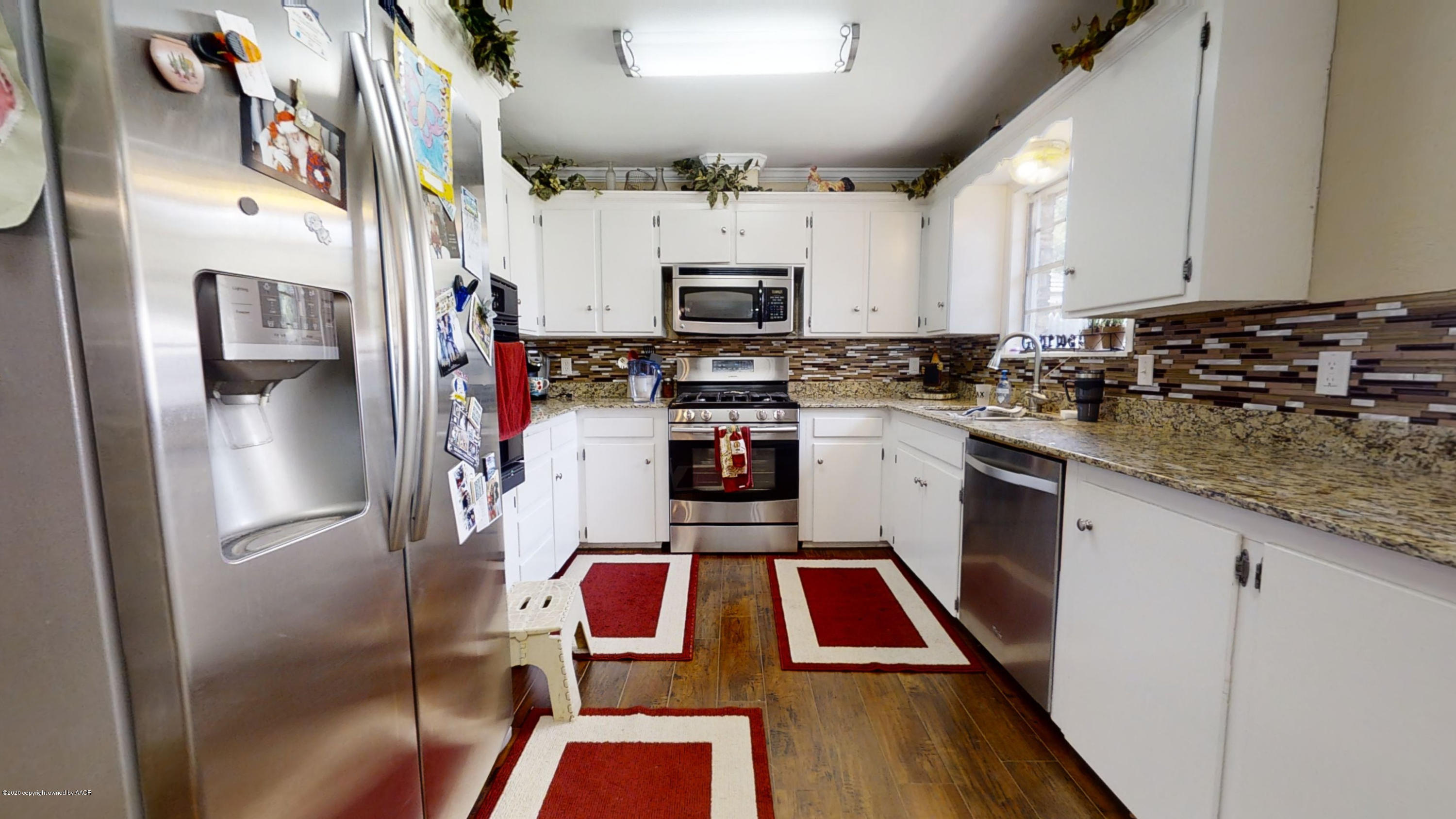6104 Calumet Road Amarillo, TX 79106 - Photo 8 of 22 Kitchen View 2