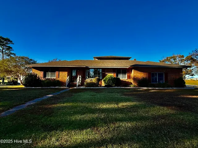 $375,000 | 1020 Dixie Trail, Williamston, NC 27892