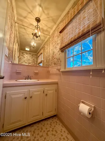 $375,000 | 1020 Dixie Trail, Williamston, NC 27892