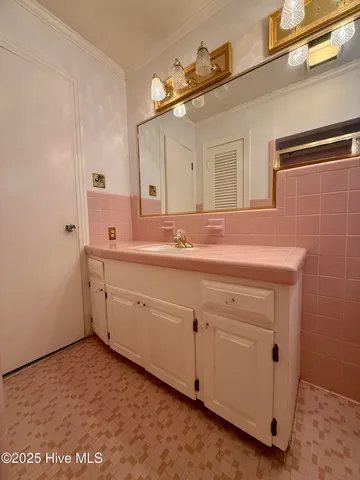 $375,000 | 1020 Dixie Trail, Williamston, NC 27892