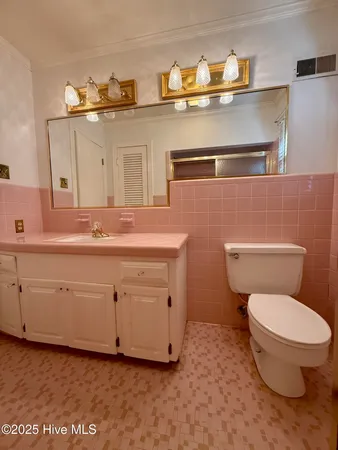 $375,000 | 1020 Dixie Trail, Williamston, NC 27892