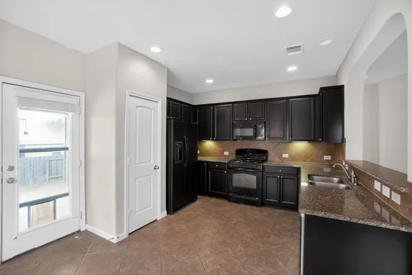 $1,999 | 1313 April Meadows Loop, Georgetown, TX 78626