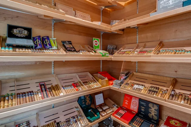 $2,495,000 | 15 A Shore Road, Waterford, CT 06385