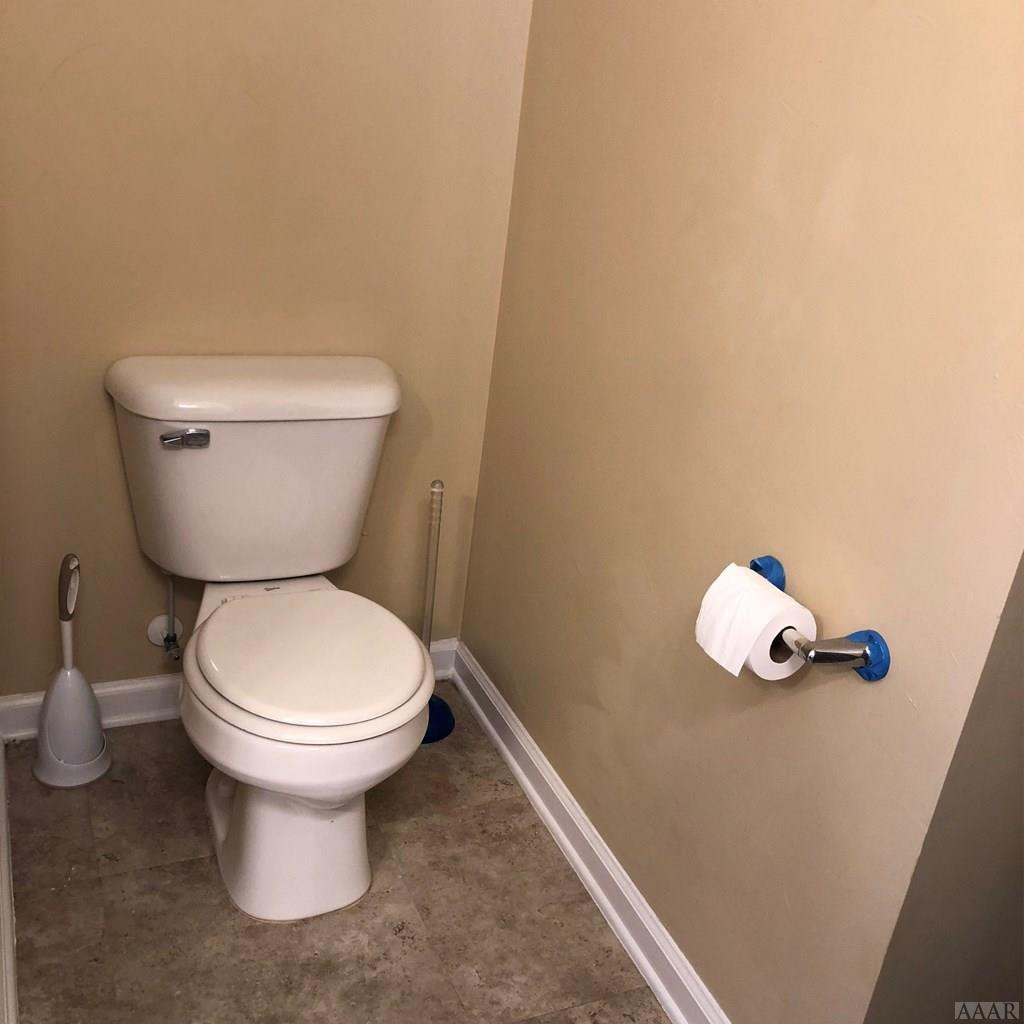 305 Ferry Road Elizabeth City, NC 27909 - Photo 15 of 21 Master Bath 3