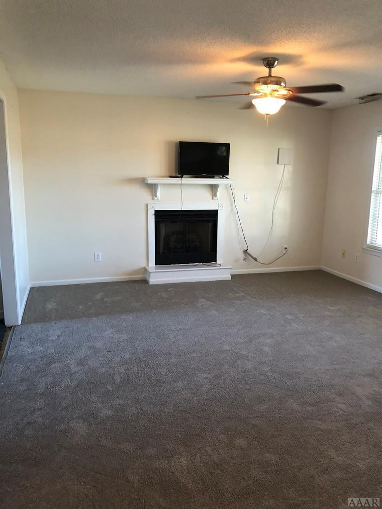 305 Ferry Road Elizabeth City, NC 27909 - Photo 10 of 21 Living Room 2