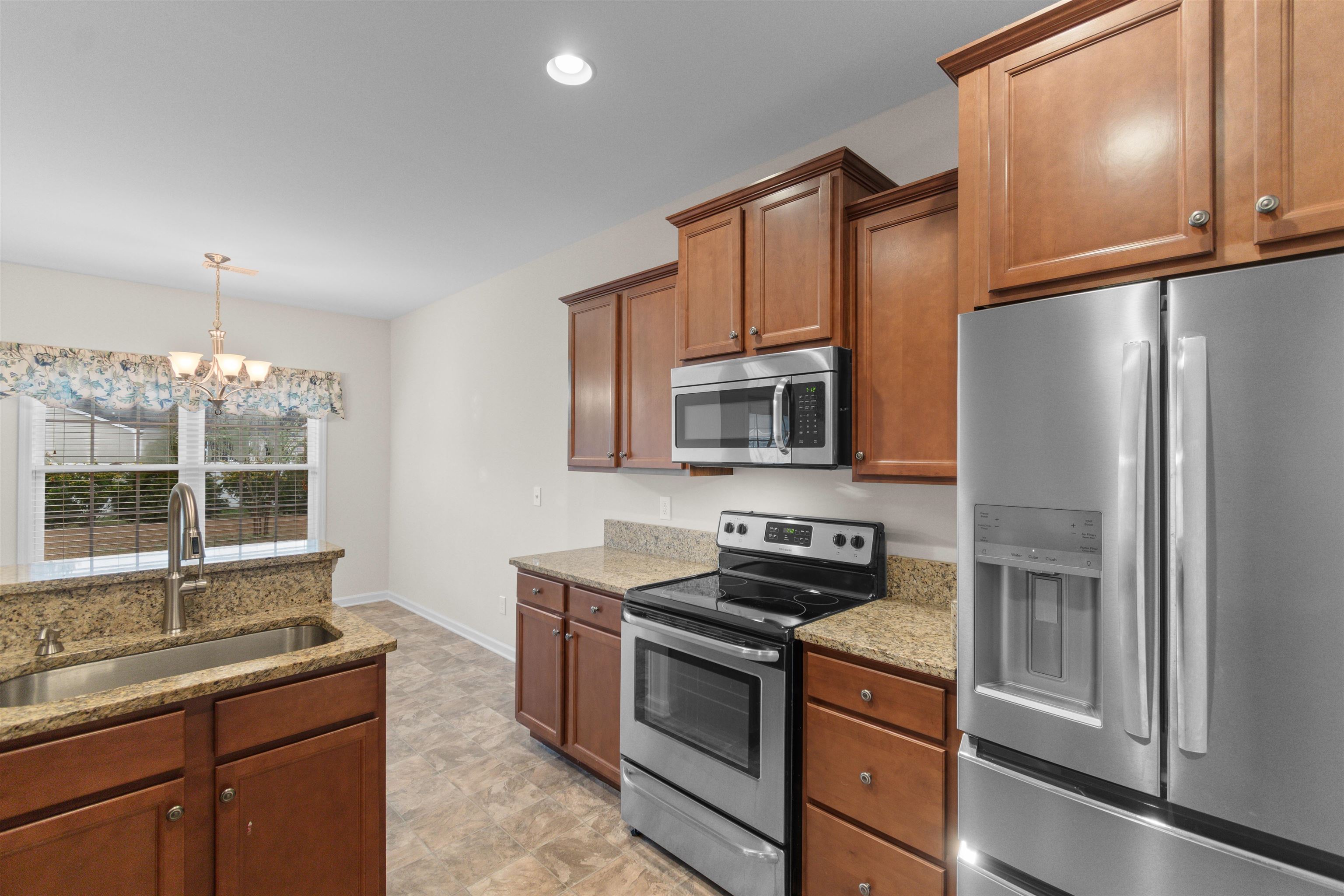 805 Payne Court Conway, SC 29526 - Photo 9 of 37