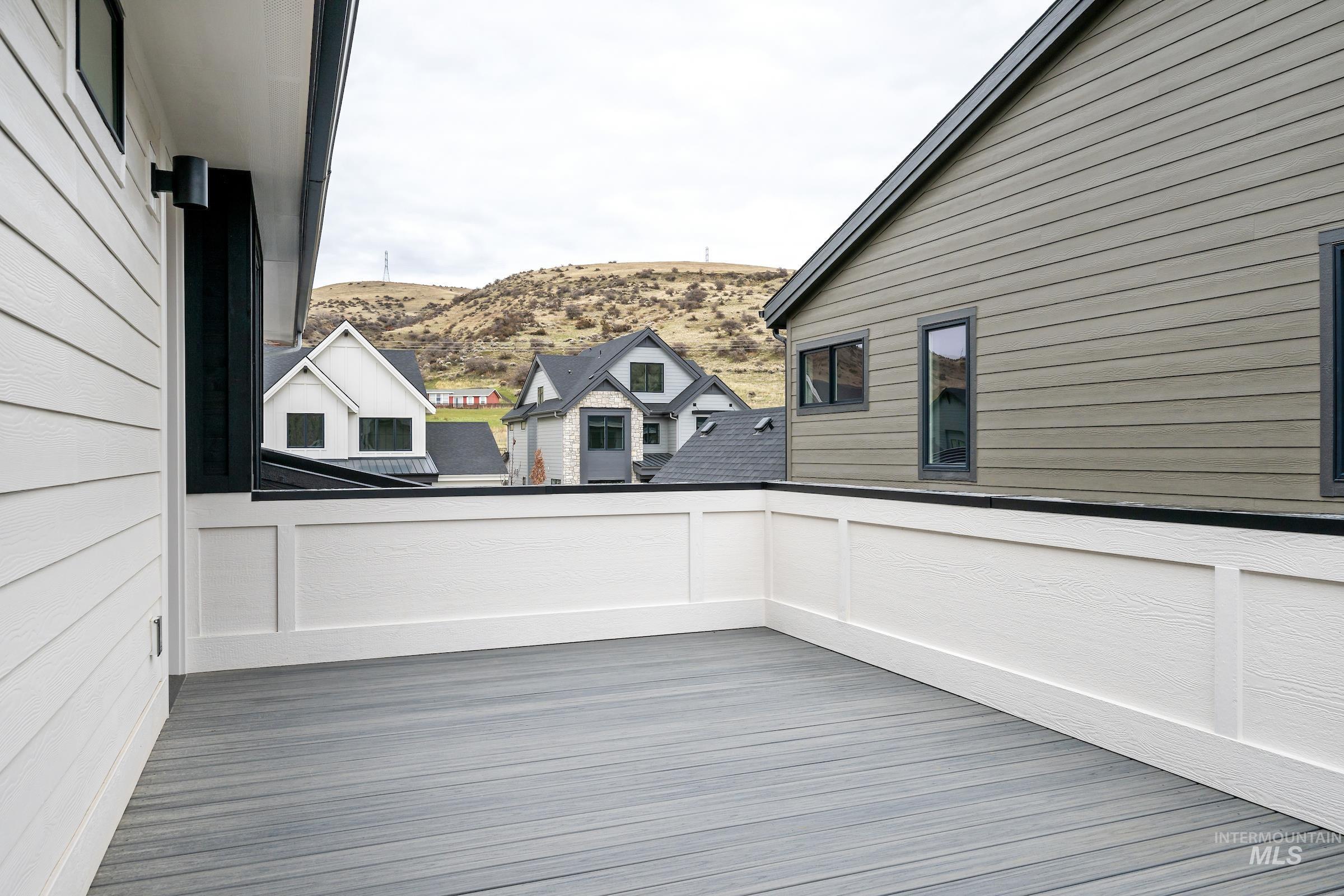 11725 North Rabbitbrush Way Boise, ID 83714 - Photo 24 of 36 Deck featuring a mountain view