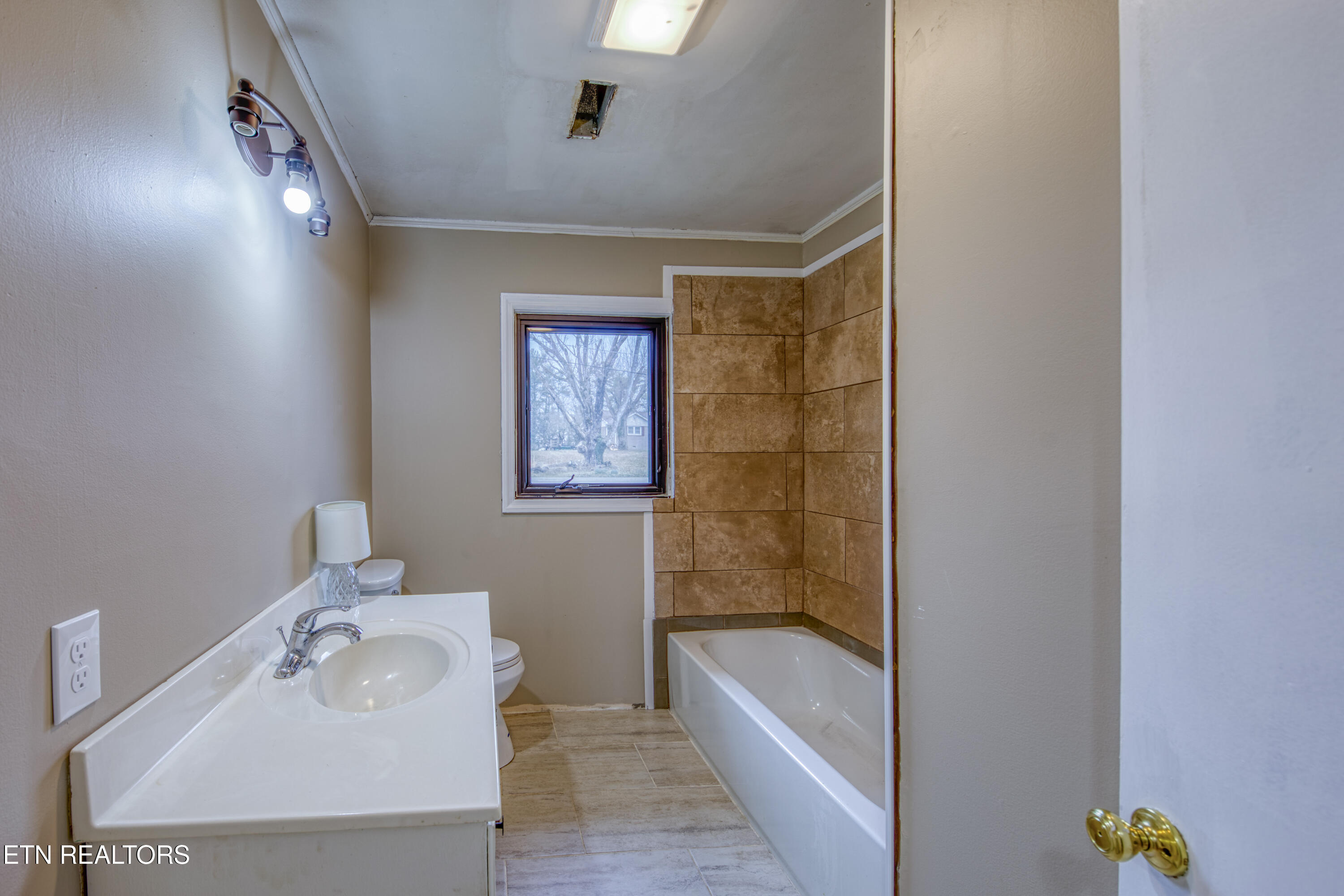 826 Patton Ferry Road Kingston, TN 37763 - Photo 12 of 25 826 Patton Ferry Road