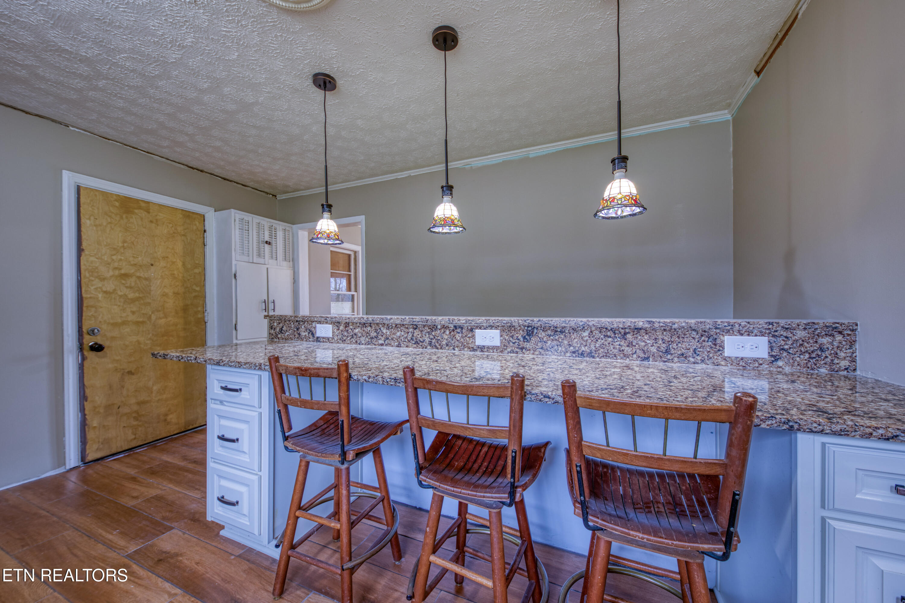 826 Patton Ferry Road Kingston, TN 37763 - Photo 3 of 25 826 Patton Ferry Road