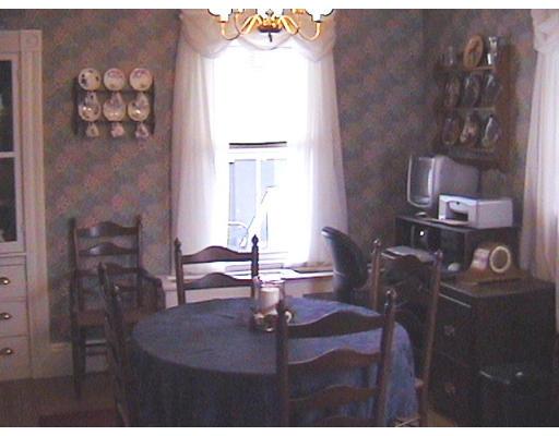 17 Emory Street Saugus, MA 01906 - Photo 4 of 8 Gallery Image 4