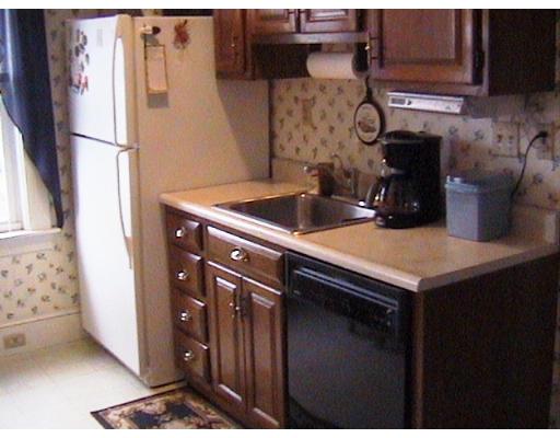 17 Emory Street Saugus, MA 01906 - Photo 6 of 8 Gallery Image 6