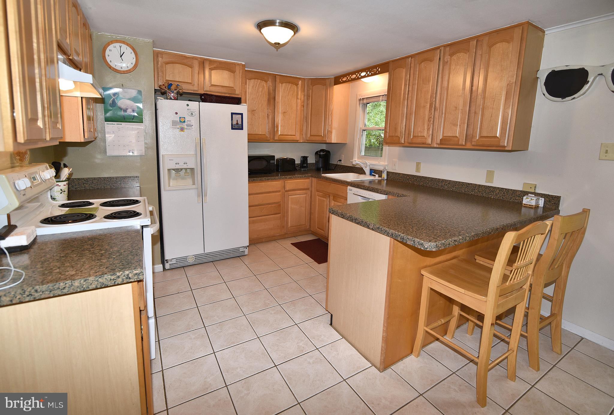 100 Monoponsan Road Stevensville, MD 21666 - Photo 3 of 22 Kitchen