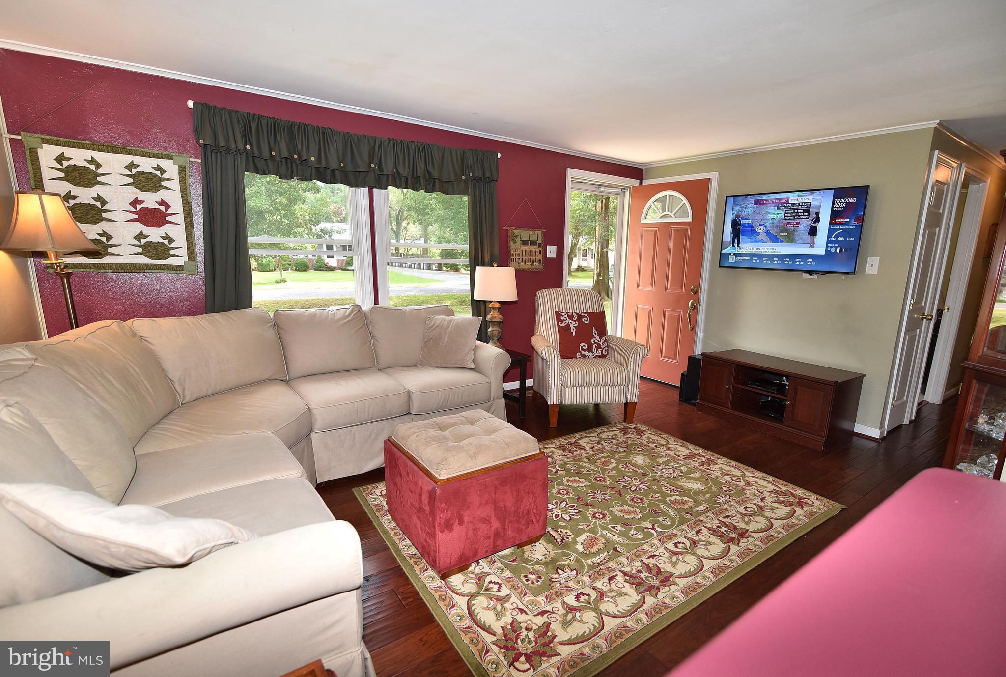 100 Monoponsan Road Stevensville, MD 21666 - Photo 6 of 22 Living Room