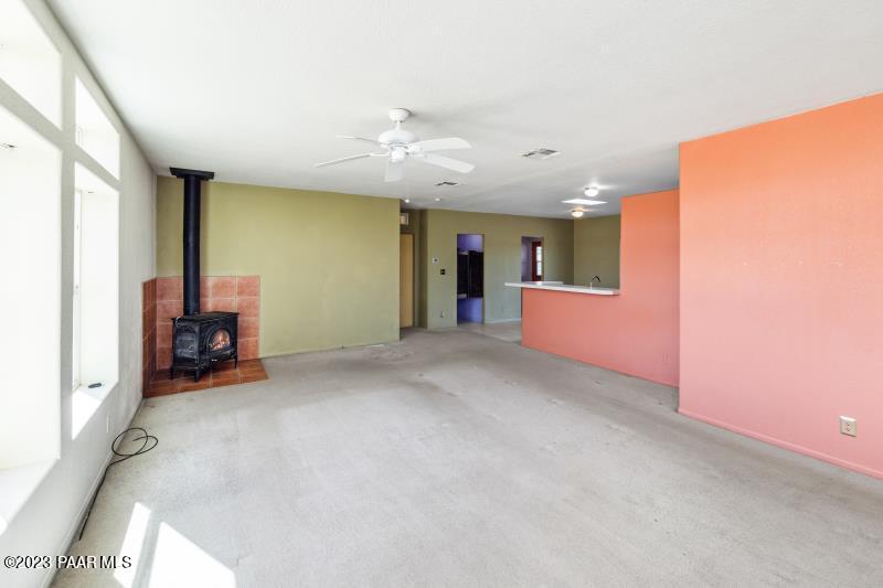 8295 Iron Springs Road Skull Valley, AZ 86338 - Photo 11 of 36 Living Room