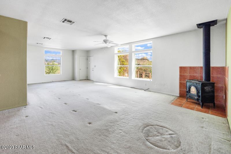 8295 Iron Springs Road Skull Valley, AZ 86338 - Photo 5 of 36 Spacious Living Room