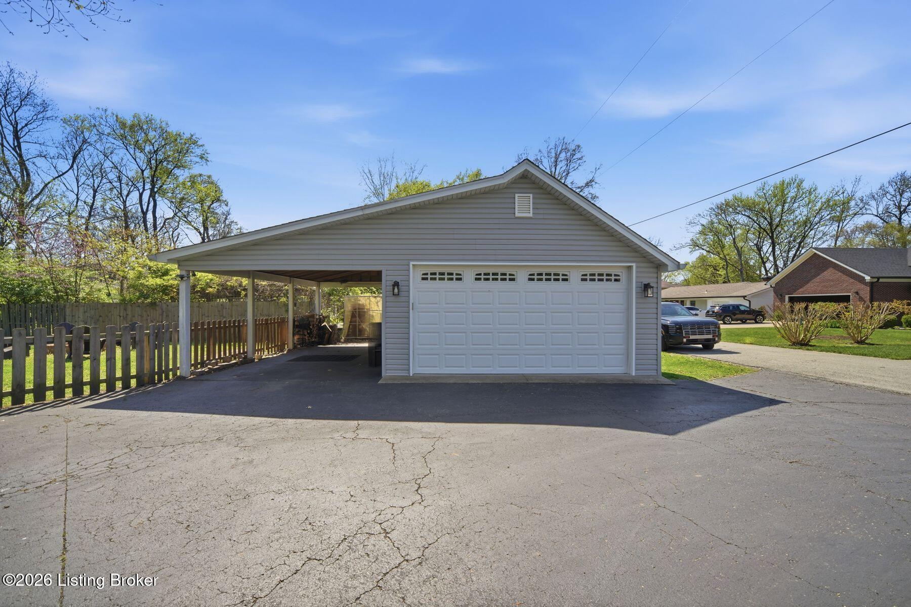 418 Wood Road Louisville, KY 40222 - Photo 67 of 97 photo_online_068