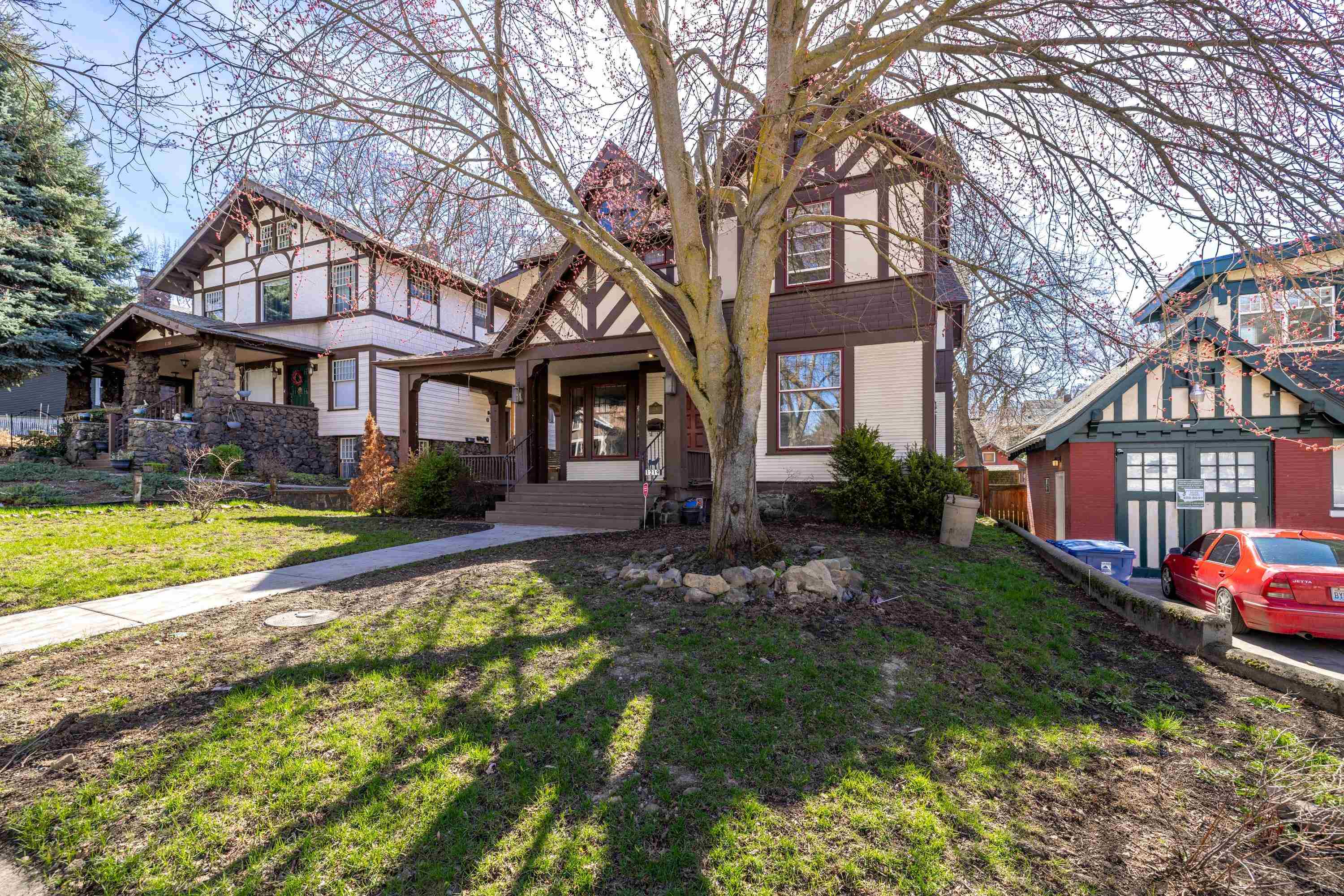1219 West 9th Avenue Spokane, WA 99204 - Photo 2 of 32