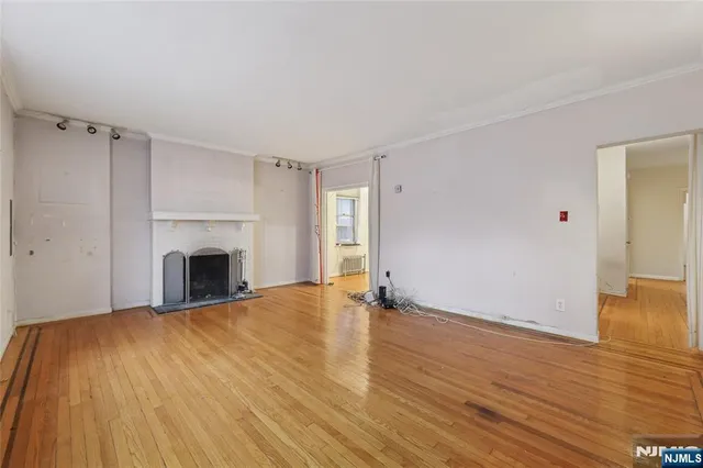 $385,000 | 100 East Palisade Avenue, Unit D12, Englewood, NJ 07631