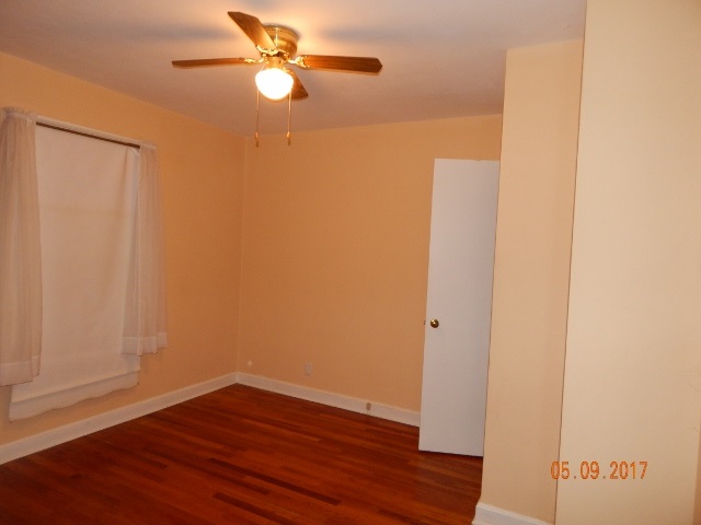 165 West State 60 Road Pekin, IN 47165 - Photo 15 of 23 Gallery Image 15
