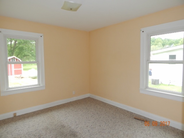 165 West State 60 Road Pekin, IN 47165 - Photo 16 of 23 Gallery Image 16