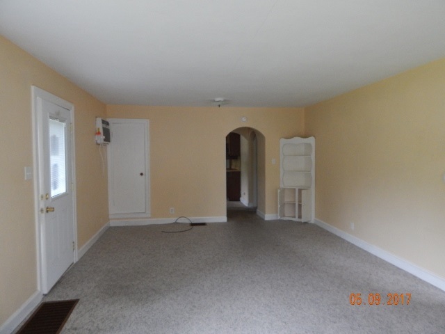 165 West State 60 Road Pekin, IN 47165 - Photo 6 of 23 Gallery Image 6