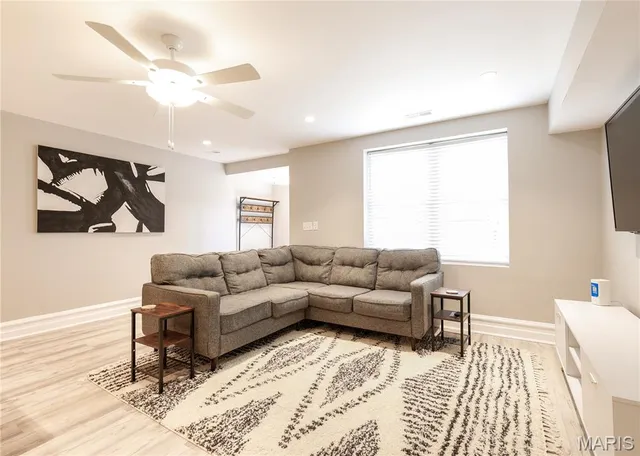 $725,000 | 1045 South Taylor Avenue, St. Louis, MO 63110