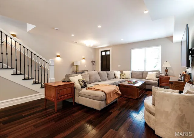 $725,000 | 1045 South Taylor Avenue, St. Louis, MO 63110