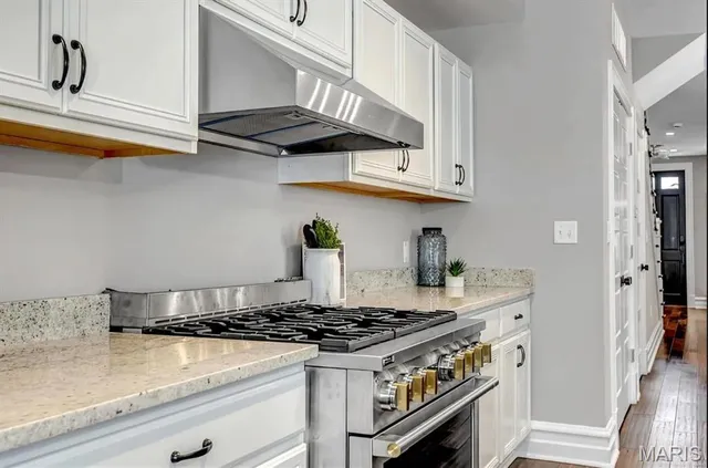 $725,000 | 1045 South Taylor Avenue, St. Louis, MO 63110