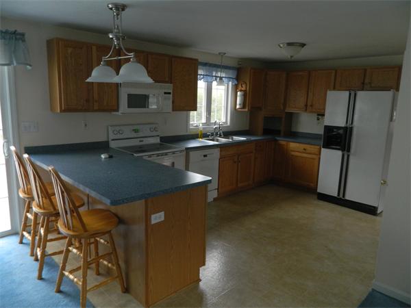 810 Tremont Street Dighton, MA 02764 - Photo 3 of 8