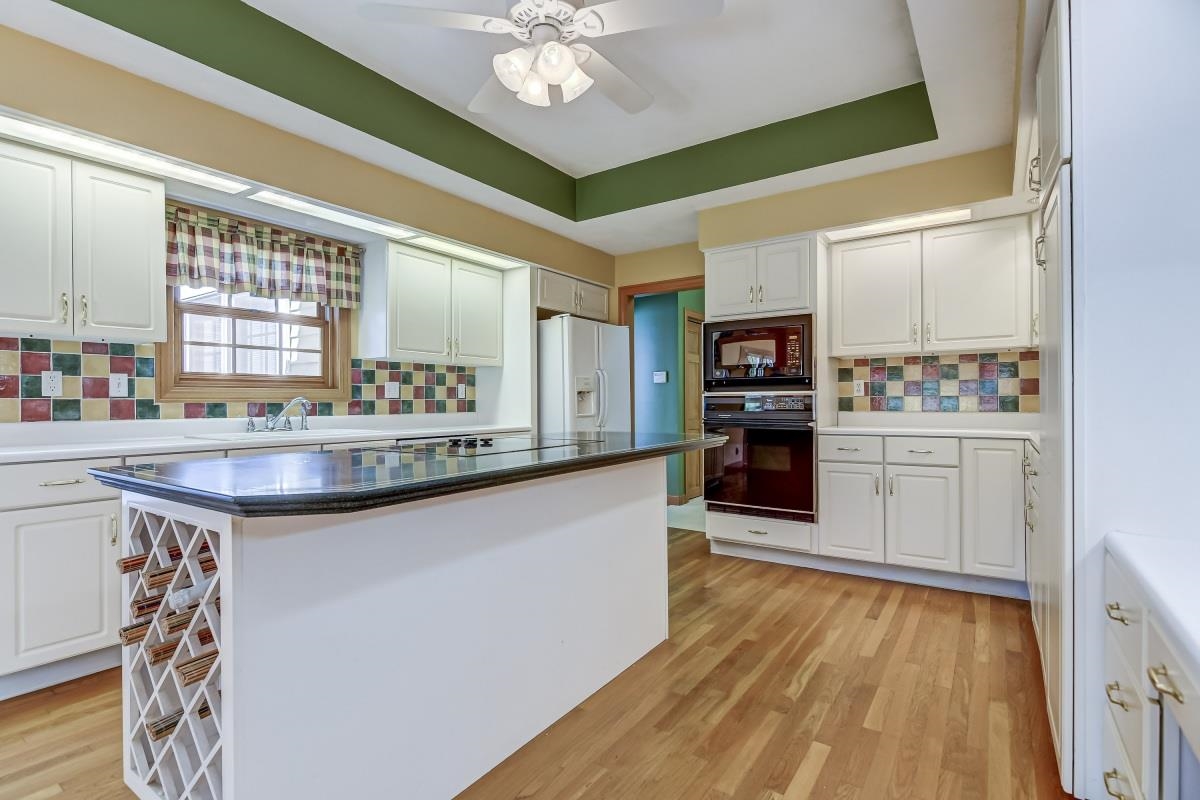 8 Chimney View Lane Sherman, IL 62707 - Photo 13 of 47 Gallery Image 13