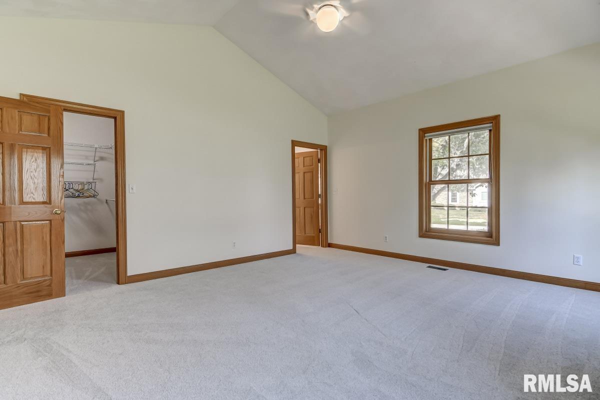 8 Chimney View Lane Sherman, IL 62707 - Photo 21 of 47 Gallery Image 21