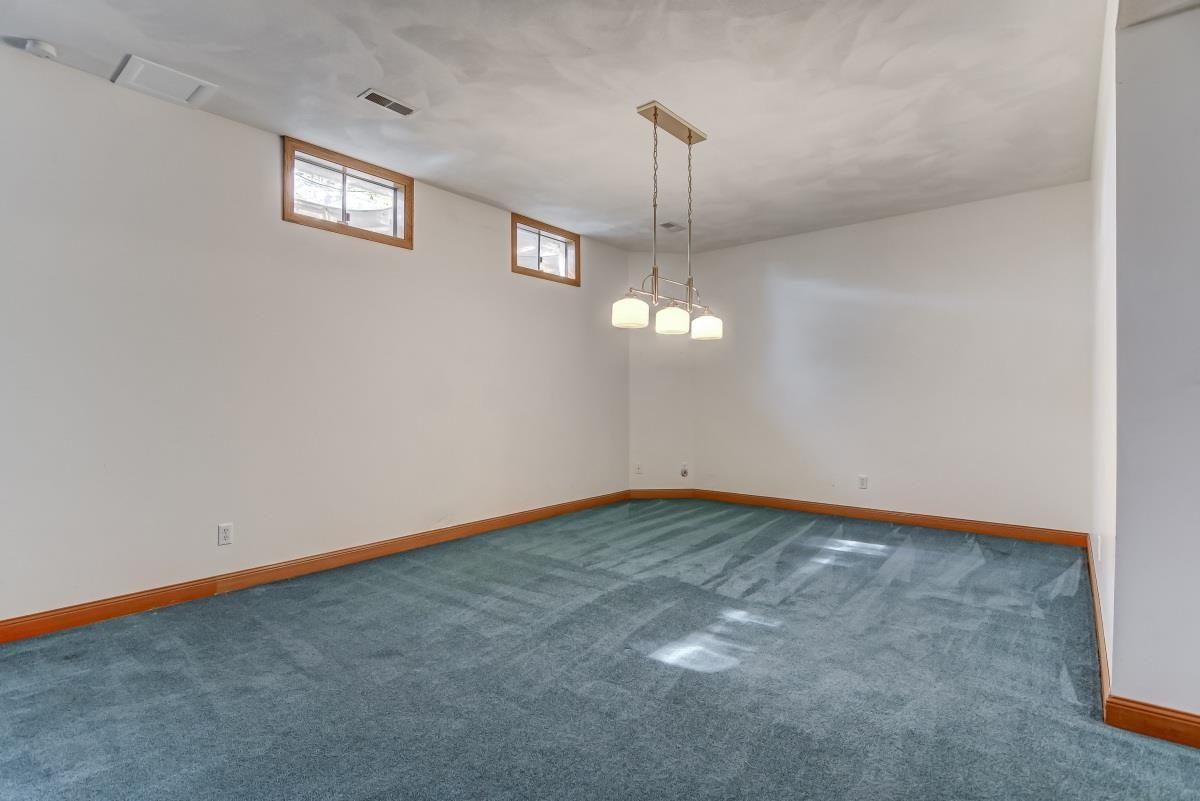 8 Chimney View Lane Sherman, IL 62707 - Photo 35 of 47 Gallery Image 35