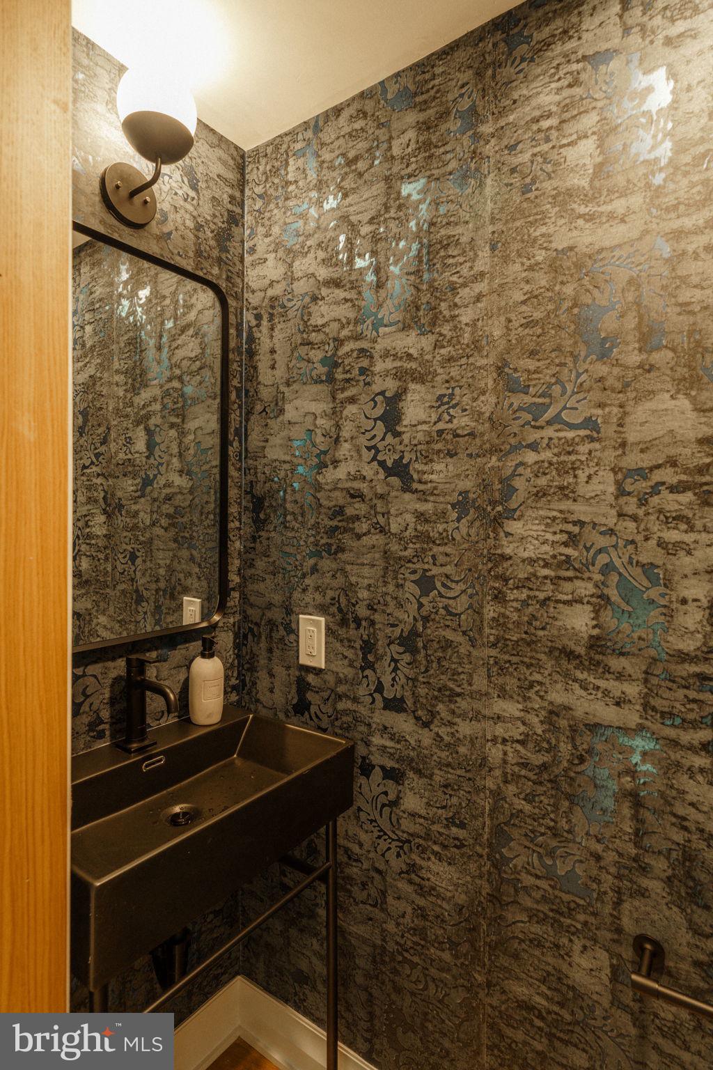 2104 Naudain Street Philadelphia, PA 19146 - Photo 18 of 56 a bathroom with a shower