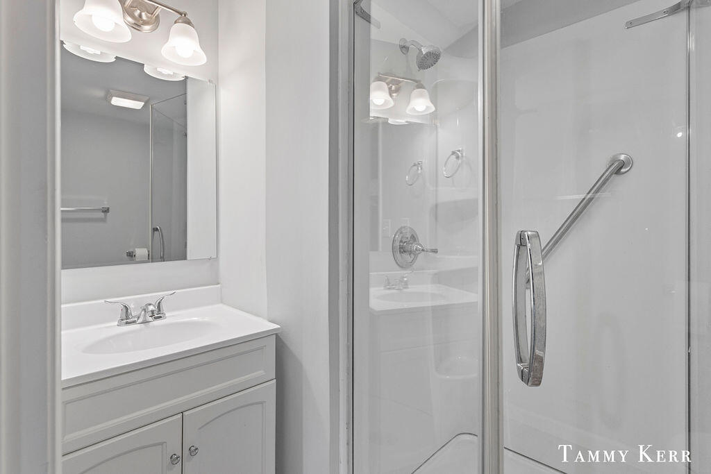 3665 Remembrance Road Northwest Grand Rapids, MI 49534 - Photo 23 of 34 3X0A2337