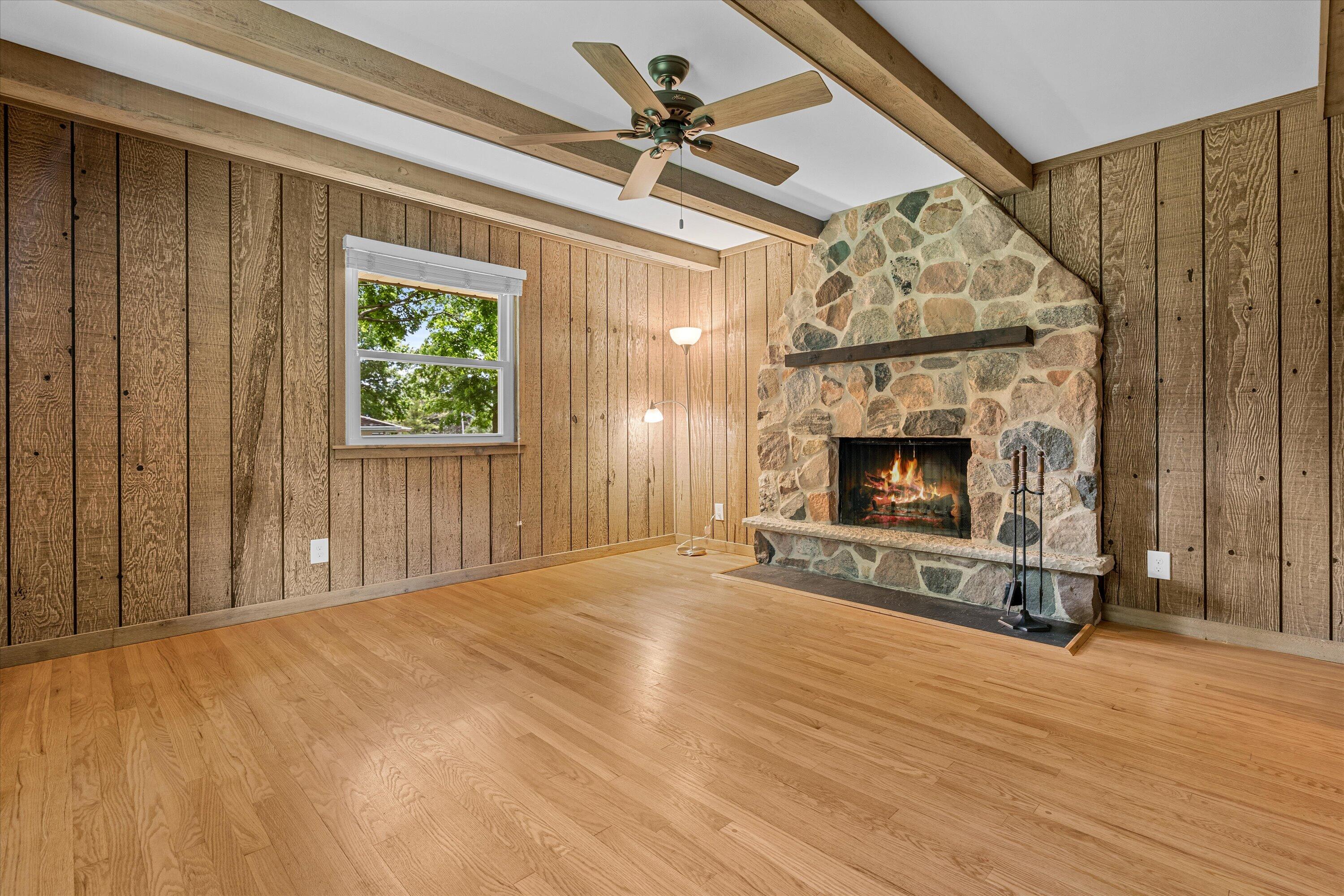 W136N8704 Esquire Road Menomonee Falls, WI 53051 - Photo 14 of 36 Family Rm