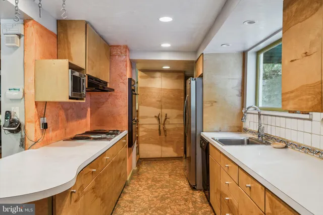 $790,000 | 117 Arden Road, Conshohocken, PA 19428