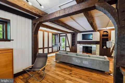 $850,000 | 117 Arden Road, Conshohocken, PA 19428