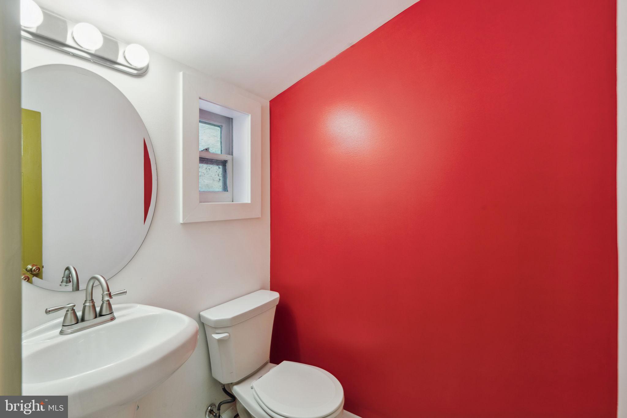 117 Arden Road Conshohocken, PA 19428 - Photo 31 of 82 Powder Room