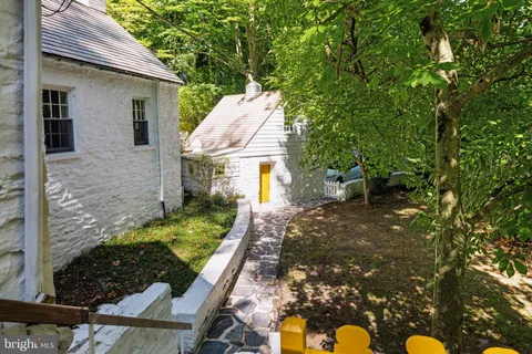 $850,000 | 117 Arden Road, Conshohocken, PA 19428