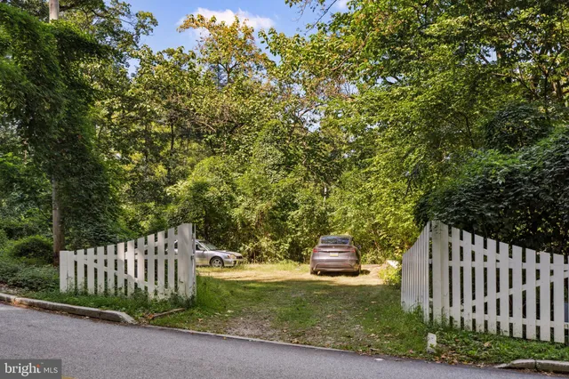 $850,000 | 117 Arden Road, Conshohocken, PA 19428