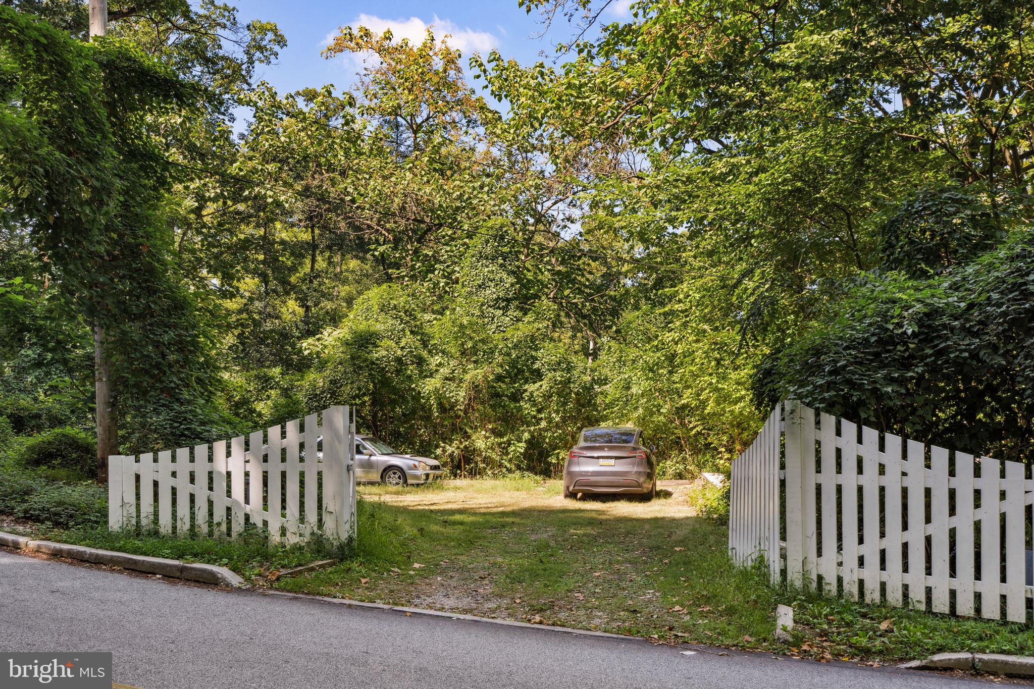 117 Arden Road Conshohocken, PA 19428 - Photo 75 of 82 Gated additional parking area