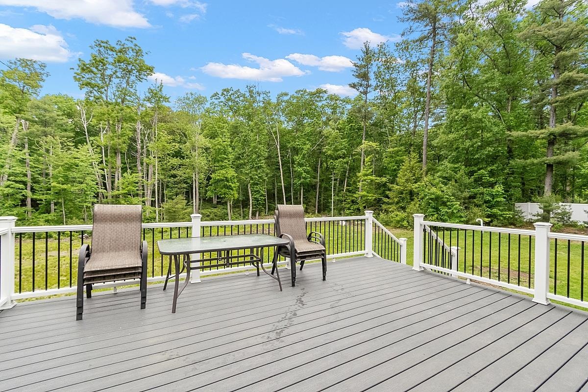 16 Lawrence Road Derry, NH 03038 - Photo 34 of 38