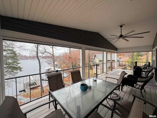 $554,000 | 895 Lake Shore Drive North, Goreville, IL 62939