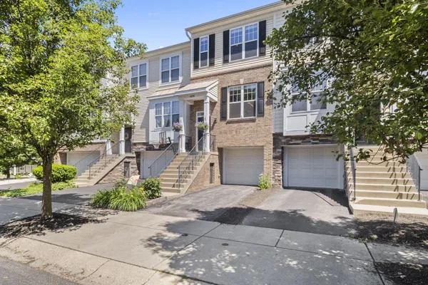 $285,000 | 4128 Kinnia Drive, Columbus, OH 43219