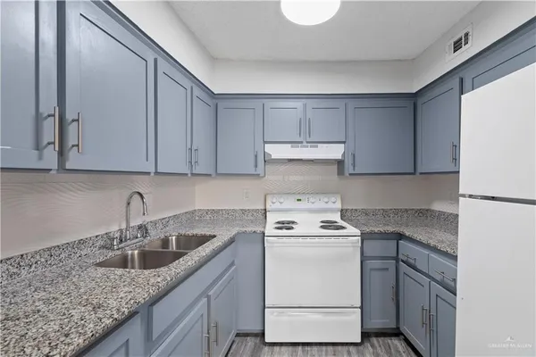 $1,600 | 2425 Barnard Road, Unit 6C, Brownsville, TX 78520