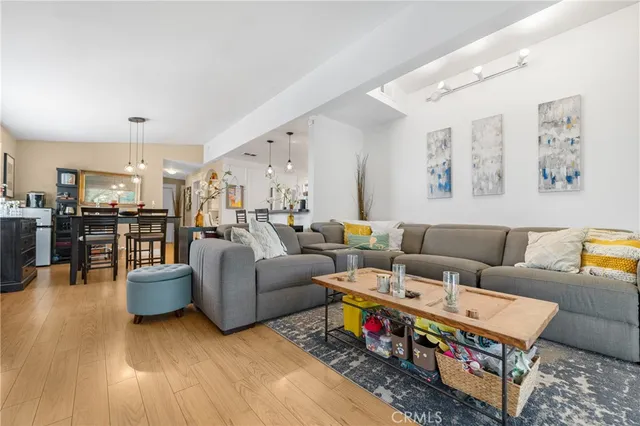 $325,000 | 23777 Mulholland Highway, Unit 86, Calabasas, CA 91302