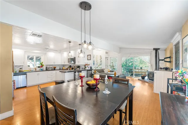 $325,000 | 23777 Mulholland Highway, Unit 86, Calabasas, CA 91302