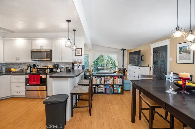 $325,000 | 23777 Mulholland Highway, Unit 86, Calabasas, CA 91302